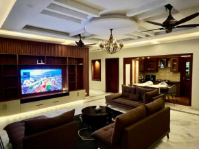 Serene Lounge 1